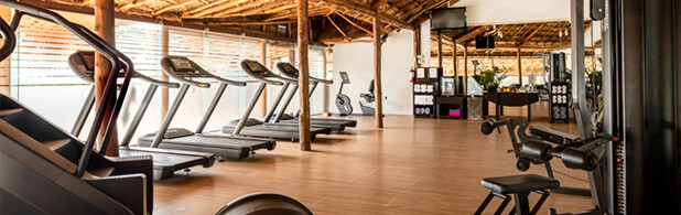 Gimnasio moderno y bien equipado en un hotel de lujo en Cancún