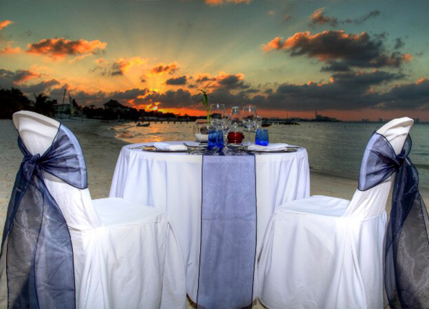 Tarifas de hoteles en Cancún con paquete de cena romántica