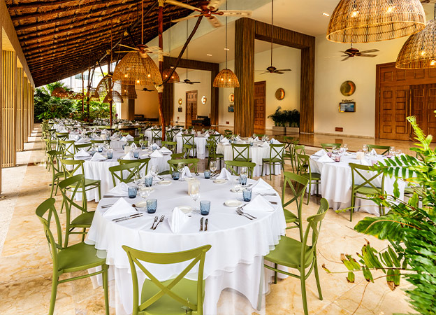 Salón de fiestas Foyer Tulum Presidente Intercontinental, lugar ideal para graduaciones