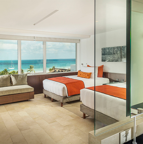 Ocean Suite Queen PIC Cancun (1)